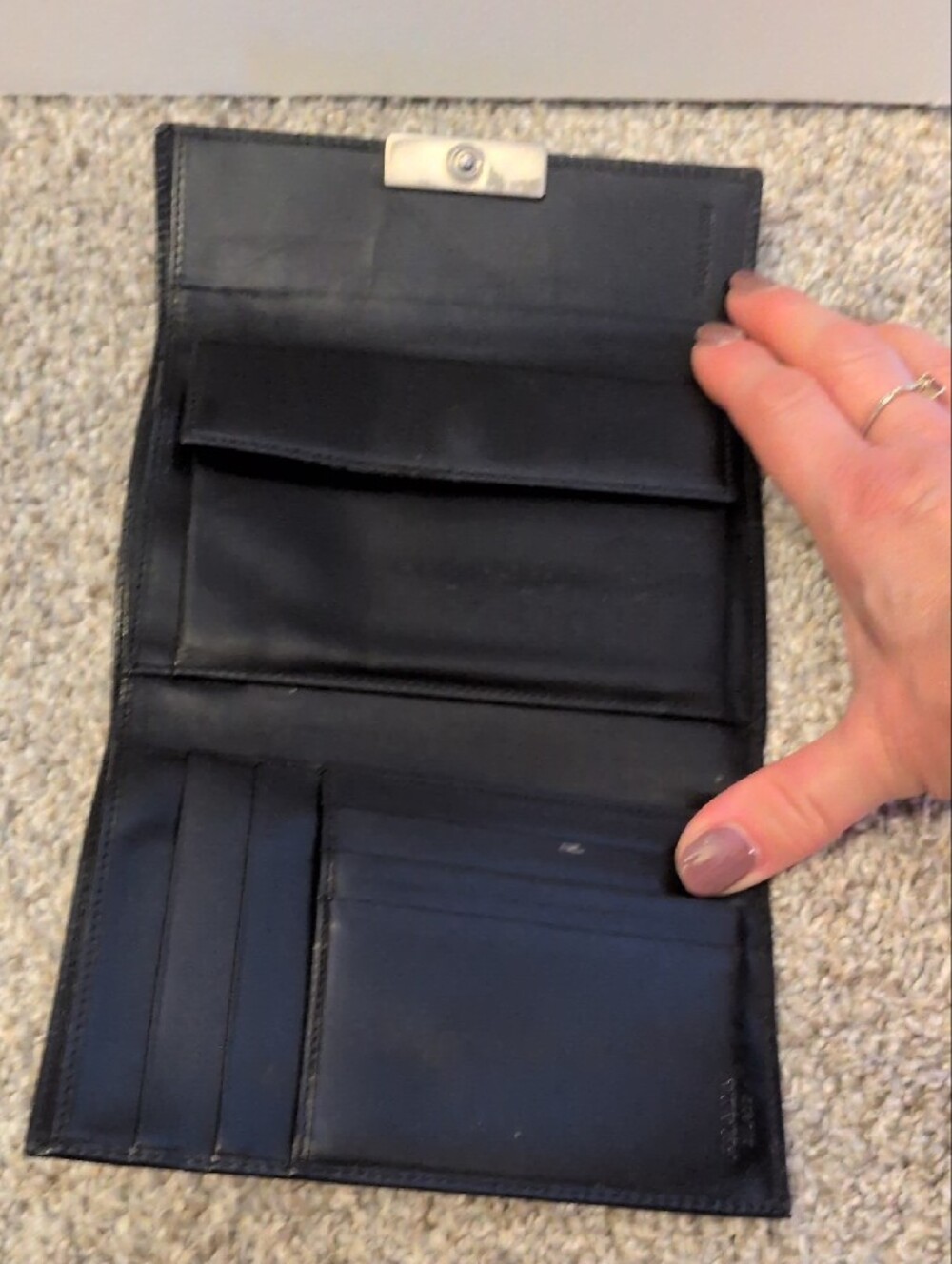 Vintage Prada Black Leather Wallet with Silver Logo Plate - Picture 6 of 16
